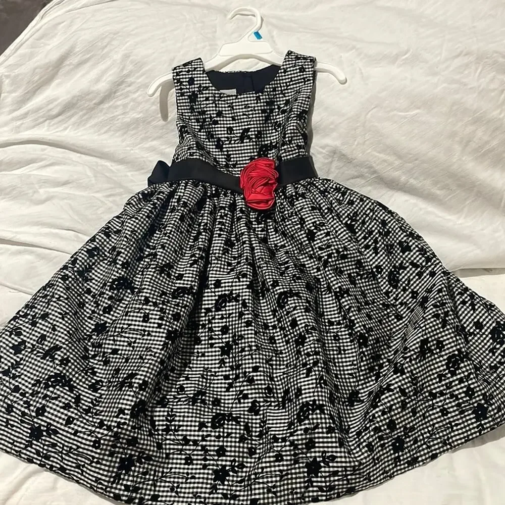 Marmellata 5 black plaid floral rose detailed dressy dress euc worn once